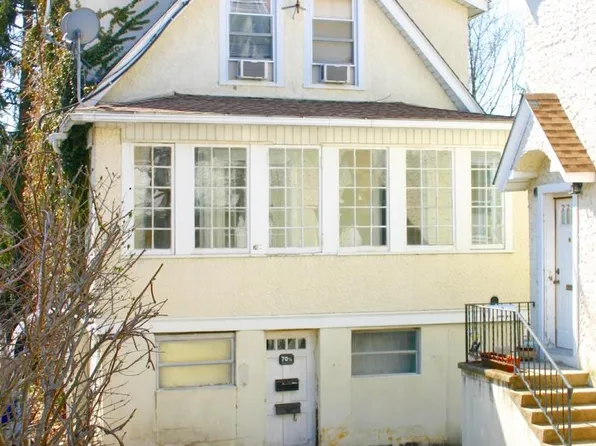 70 Pemberwick Rd #2, Greenwich, CT 06831