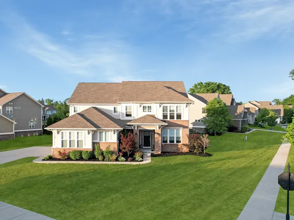 6441 Concord Dr, Zionsville, IN 46077