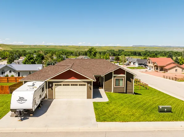 31 Black Mountain Dr, Dayton, WY 82836