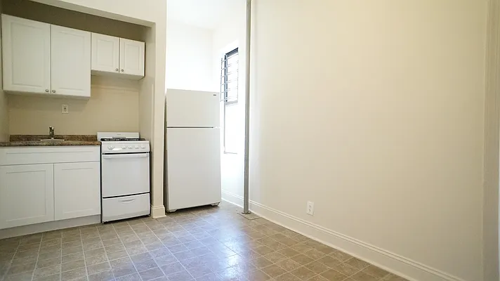 Rented by Karten & Lowe New York Real Estate LLC | media 3