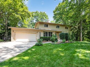 1505 Wildwood St, Midland, MI 48642