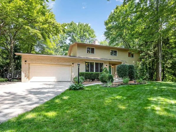 1505 Wildwood St, Midland, MI 48642