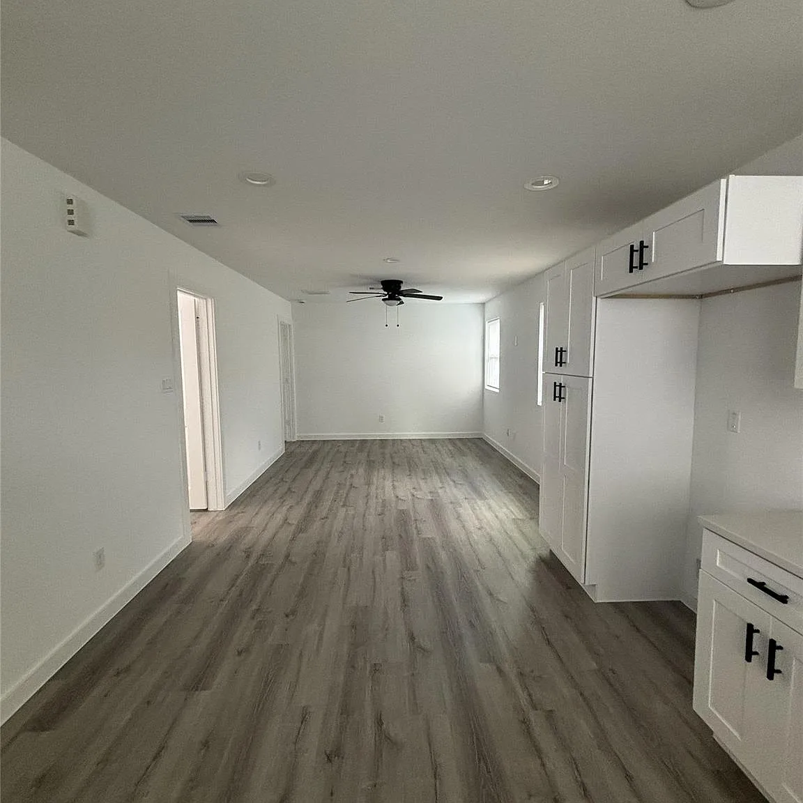 3 bed, 3.0 bath, 1269 sqft, $1,850 — Photo 4