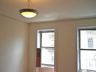 Rented by Rapid Realty Cobble Hill