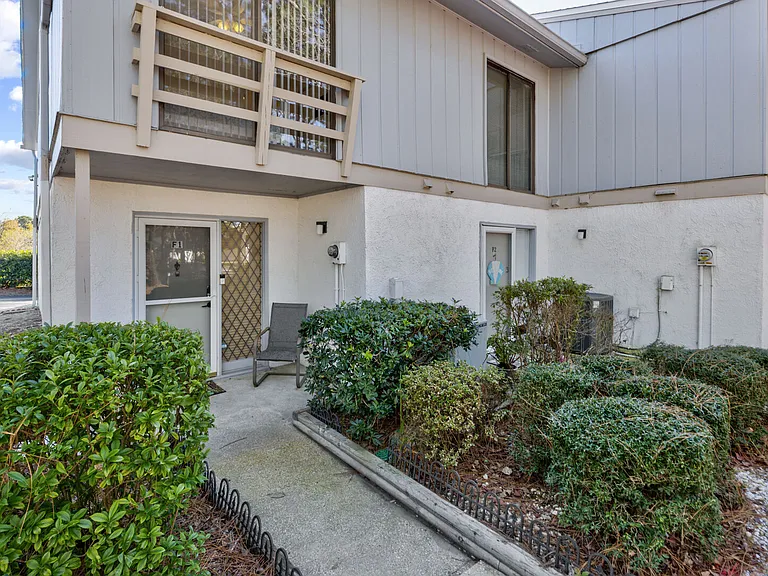 1817 Crooked Pine Dr #F1 — Photo 35