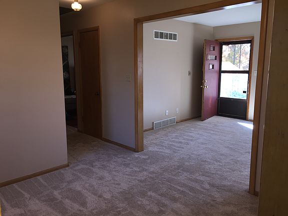 5th image of 641 Westview Dr
