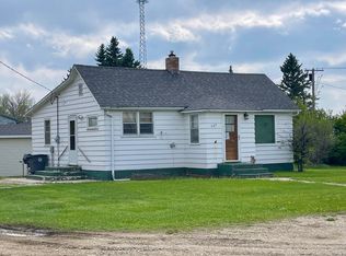303 1st Ave W, Lignite, ND 58752