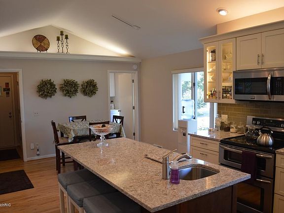 4th image of 7064 Verde Vista Dr NE