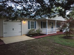 3683 Seawells Dr, Hayes, VA 23072