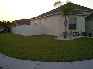 18402 Meadow Blossom Ln, Tampa, FL 33647