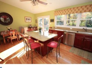 14 Old Post Ln, Hamilton, NJ 08620