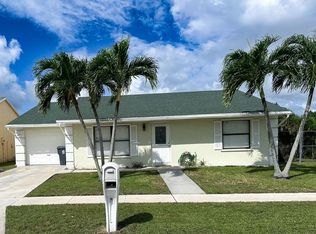 5421 Thurston Ave, Lake Worth, FL 33463