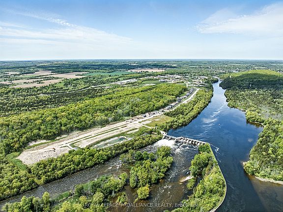 3rd image of 64 Riverside Trl