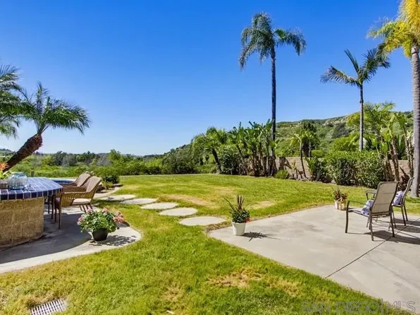 24 Chisholm Trl, Trabuco Canyon, CA 92679