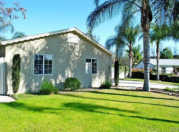5th image of 2566 S San Antonio Ave
