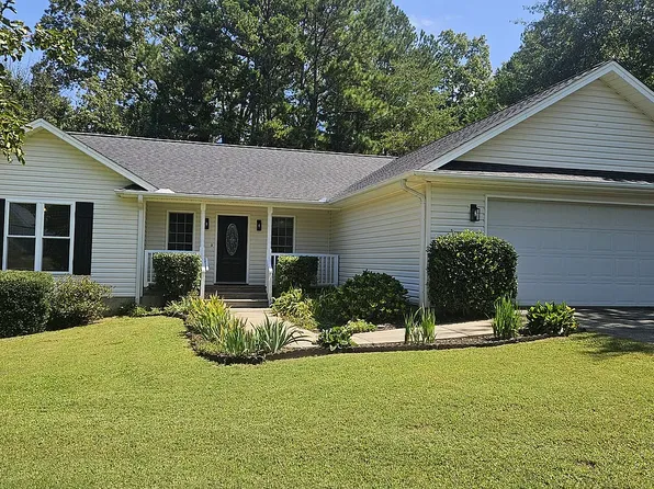 110 N Lyndsey Point, Seneca, SC 29672