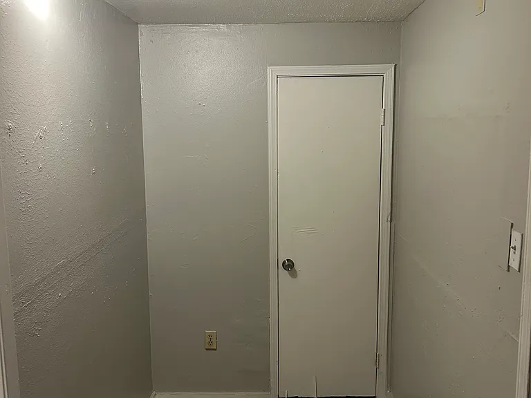 2314 Marais St — Photo 5
