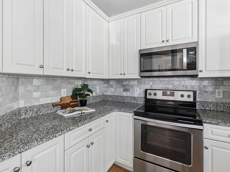 15919 Hampton Summit Dr — Photo 10