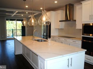 43761 Metro Ter Lot 1004A, Ashburn, VA 20147