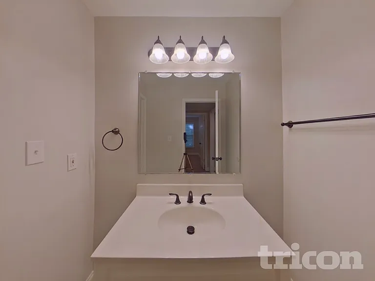 100 Wyngate Dr — Photo 17
