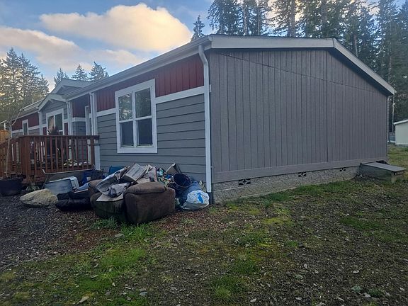 2nd image of 241 E Park Loop