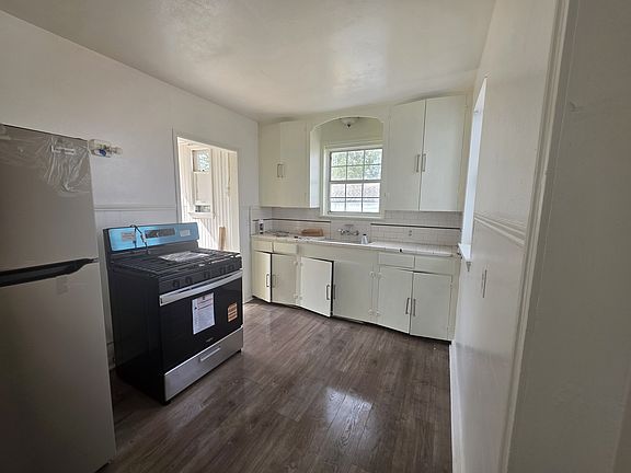 3rd image of 3173 Huisache St