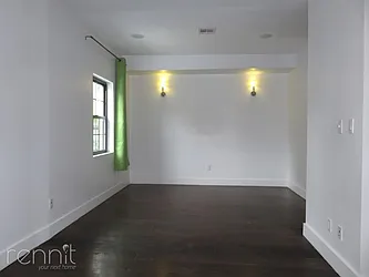 Rented by Rennit Inc.