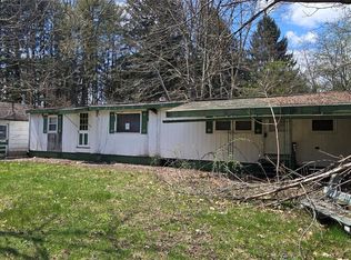 21 Deborah Dr, Binghamton, NY 13901