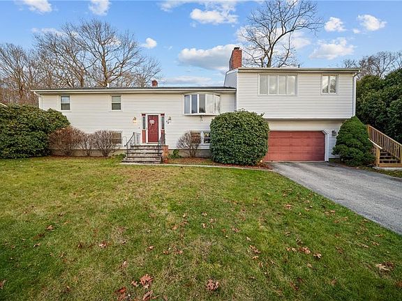 2nd image of 68 Hathaway Dr