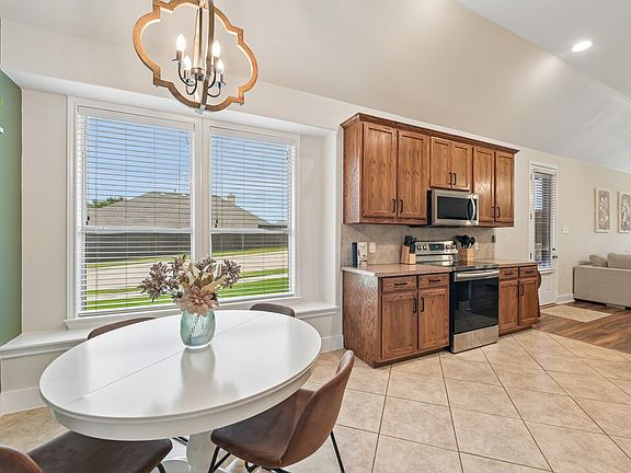 4th image of 3000 Morgan Dr