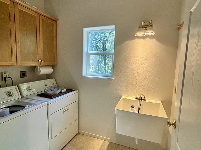11413 Lower Colfax Rd — Photo 22