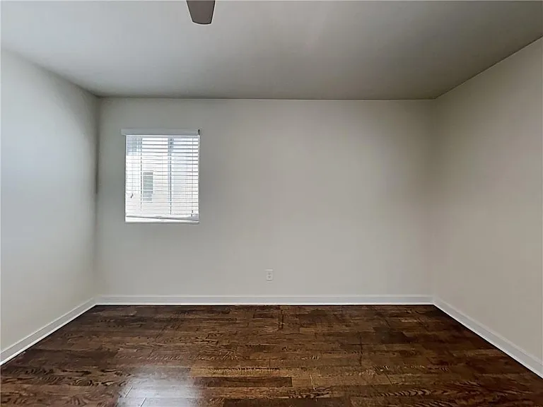 880 N Highland Ave NE #B4 — Photo 10