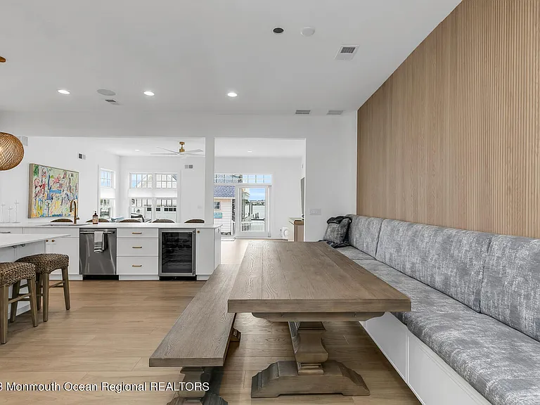 24 Park Rd — Photo 7