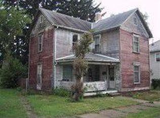 131 Neighbor St, Newcomerstown, OH 43832