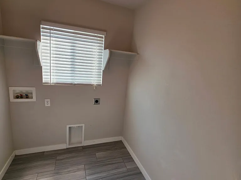 5092 E Lone Star Ln — Photo 11