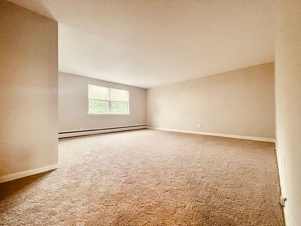 Manor House Apartment Rentals Willow Grove, PA Zillow