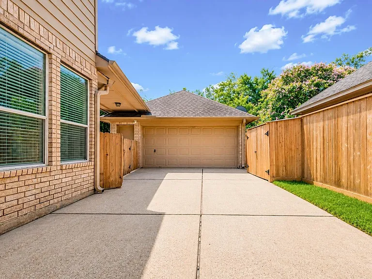 12711 Turlock Ct — Photo 30
