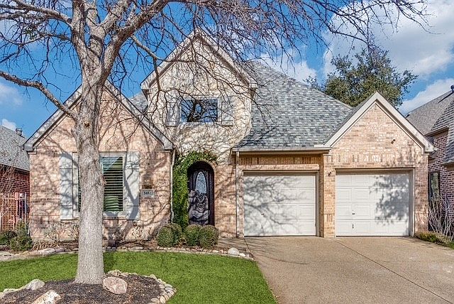 1st image of 5482 Travis Dr