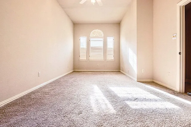 8017 Springmoss Dr — Photo 14