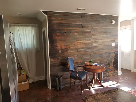 5th image of 1406 3rd St SW APT 5