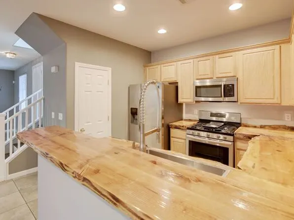 9773 Overlook Ridge Ave, Las Vegas, NV 89148