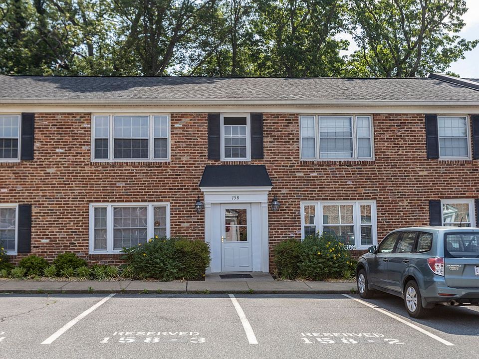 1st image of 158 Hessian Hills Way APT 4
