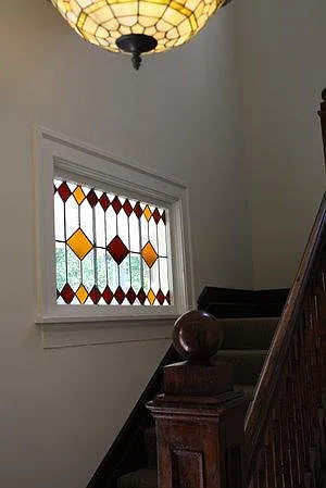 6 bed, 2321 sqft, $9,300 — Photo 2