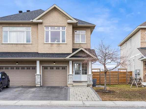 15 Peever Pl, Carleton Place, ON K7C 0K5