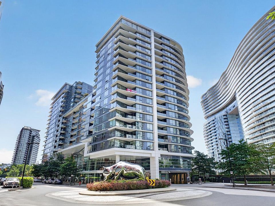 1st image of 68 Smithe St #1110