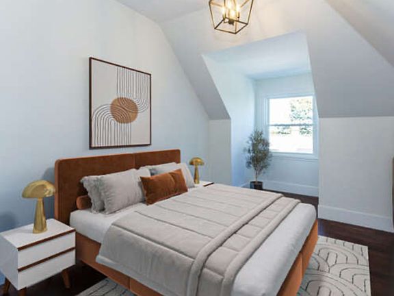 4th image of 34 Upham Ave #3