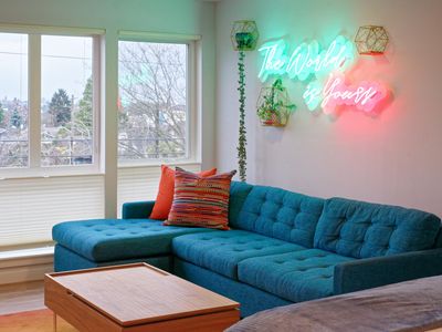 750 11th Ave E #302, Seattle, WA, 98102