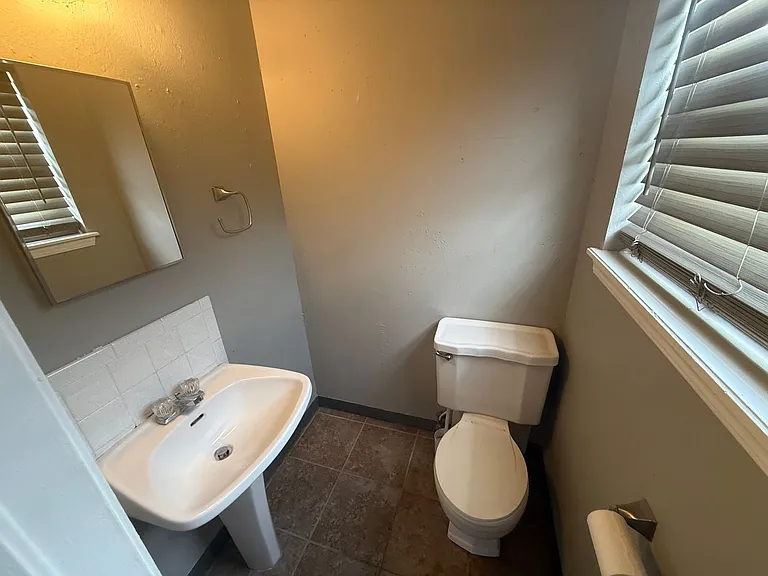 1700 N Janeway Ave — Photo 11