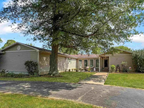 677 Trailridge Rd, Mayfield, KY 42066