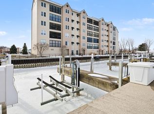 312 Water St #52, Saint Joseph, MI 49085